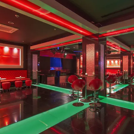 מלון Crystal Boutique Comfort Collection - Adult Only *